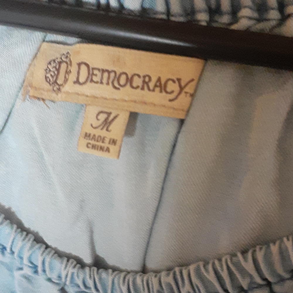 Shirt - Picture 3 of 4